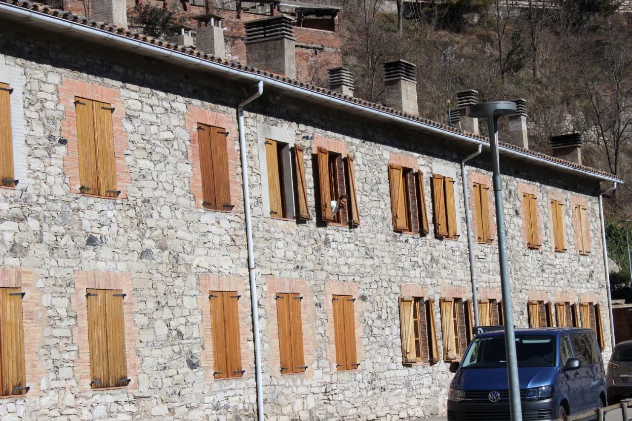 Duplex Para 6 En Cercs, Berga - A 30 Mins Del Pedraforca Sant Corneli Eksteriør billede