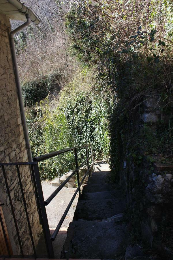 Duplex Para 6 En Cercs, Berga - A 30 Mins Del Pedraforca Sant Corneli Eksteriør billede