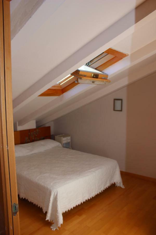 Duplex Para 6 En Cercs, Berga - A 30 Mins Del Pedraforca Sant Corneli Eksteriør billede