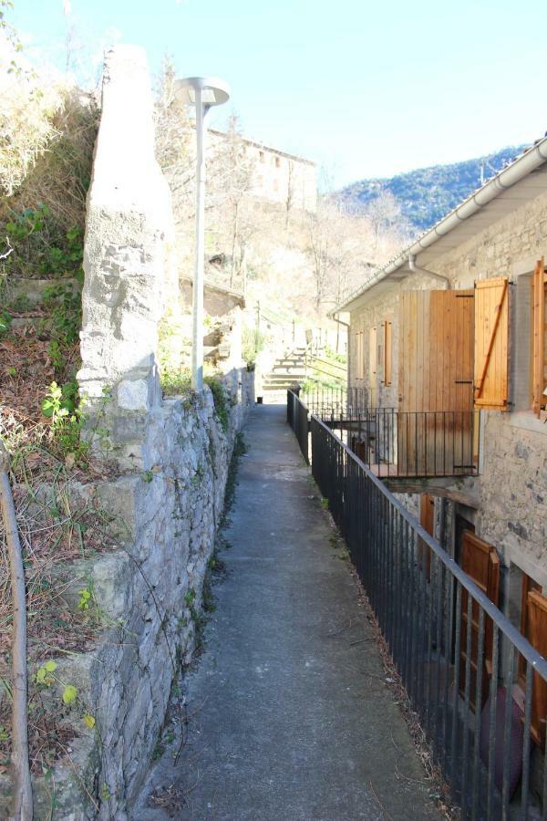 Duplex Para 6 En Cercs, Berga - A 30 Mins Del Pedraforca Sant Corneli Eksteriør billede